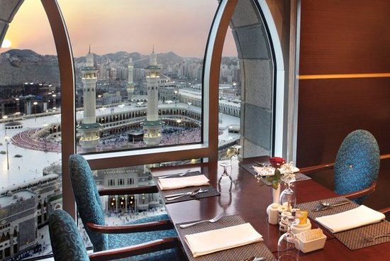 Clock Towers – Al Marwa Al Rayhan Hotel