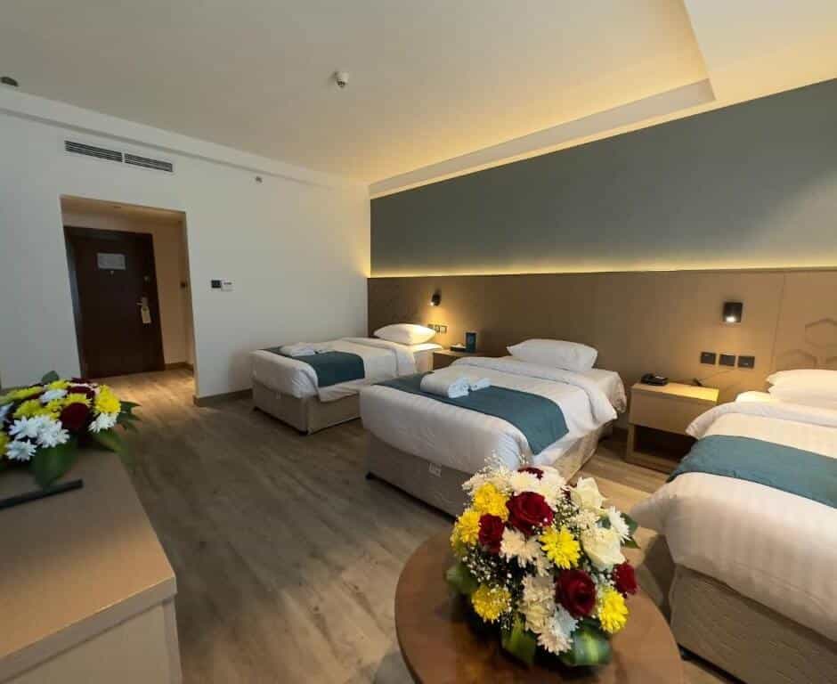 Ajyad Street (500m) – Al Massah Grand Hotel