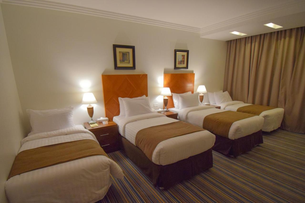 Ajyad Street (500m) – Al Massah Grand Hotel